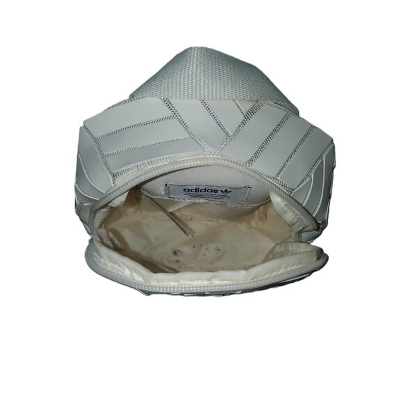 Adidas Originals Mini 3D Backpack Geometric Pattern With Logo White - Picture 4 of 4